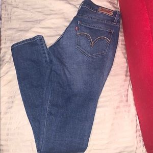 Levi’s skinny jeans